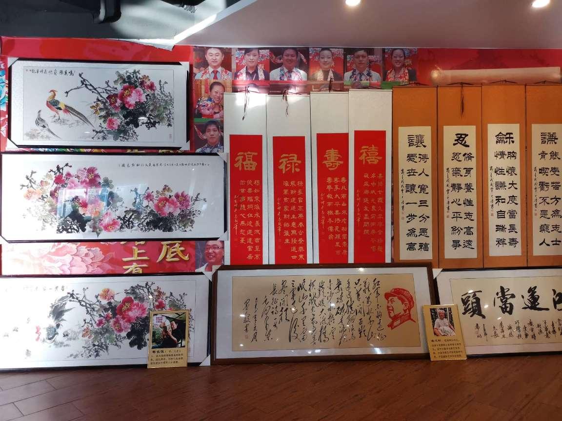 为什么感觉现在很多人都在加班，到底都在加什么？游戏画面