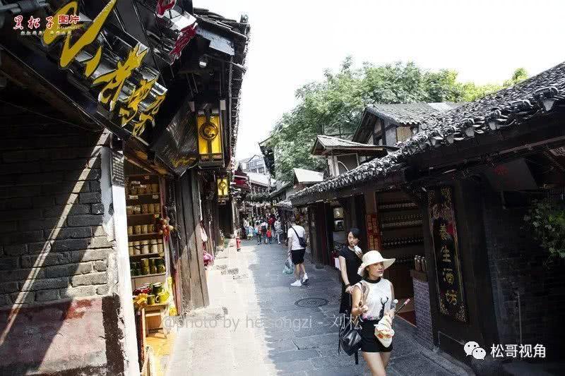 保利发展:控股股东保利集团增持公司股份金额已达约2亿元